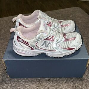 Pink New balance